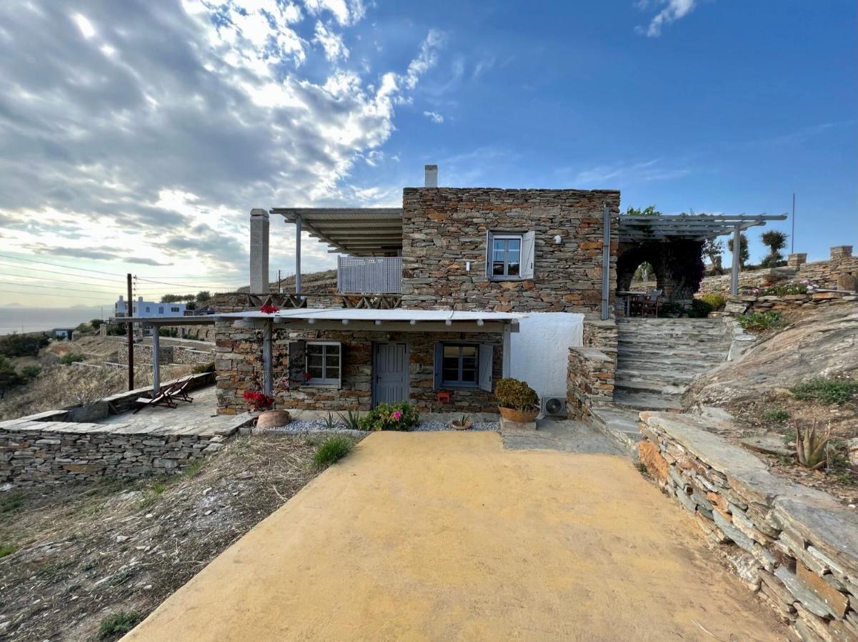 The Traditional Stone Apartment *