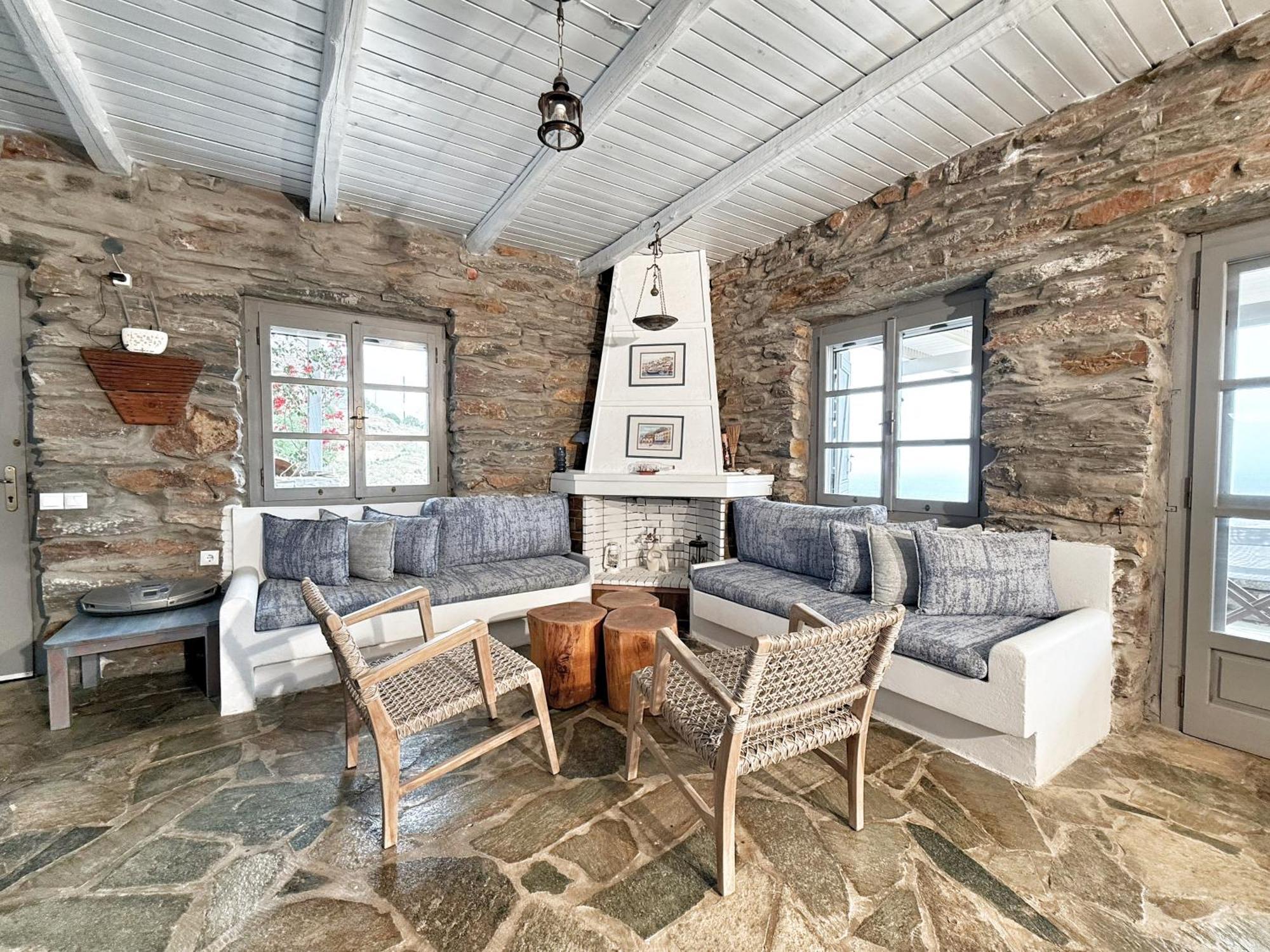 The Traditional Stone Apartment *