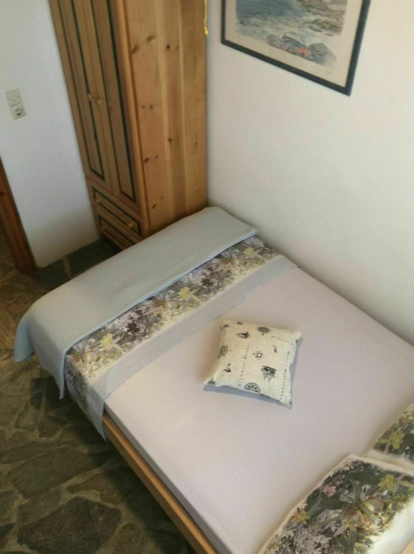 The Traditional Stone Apartment